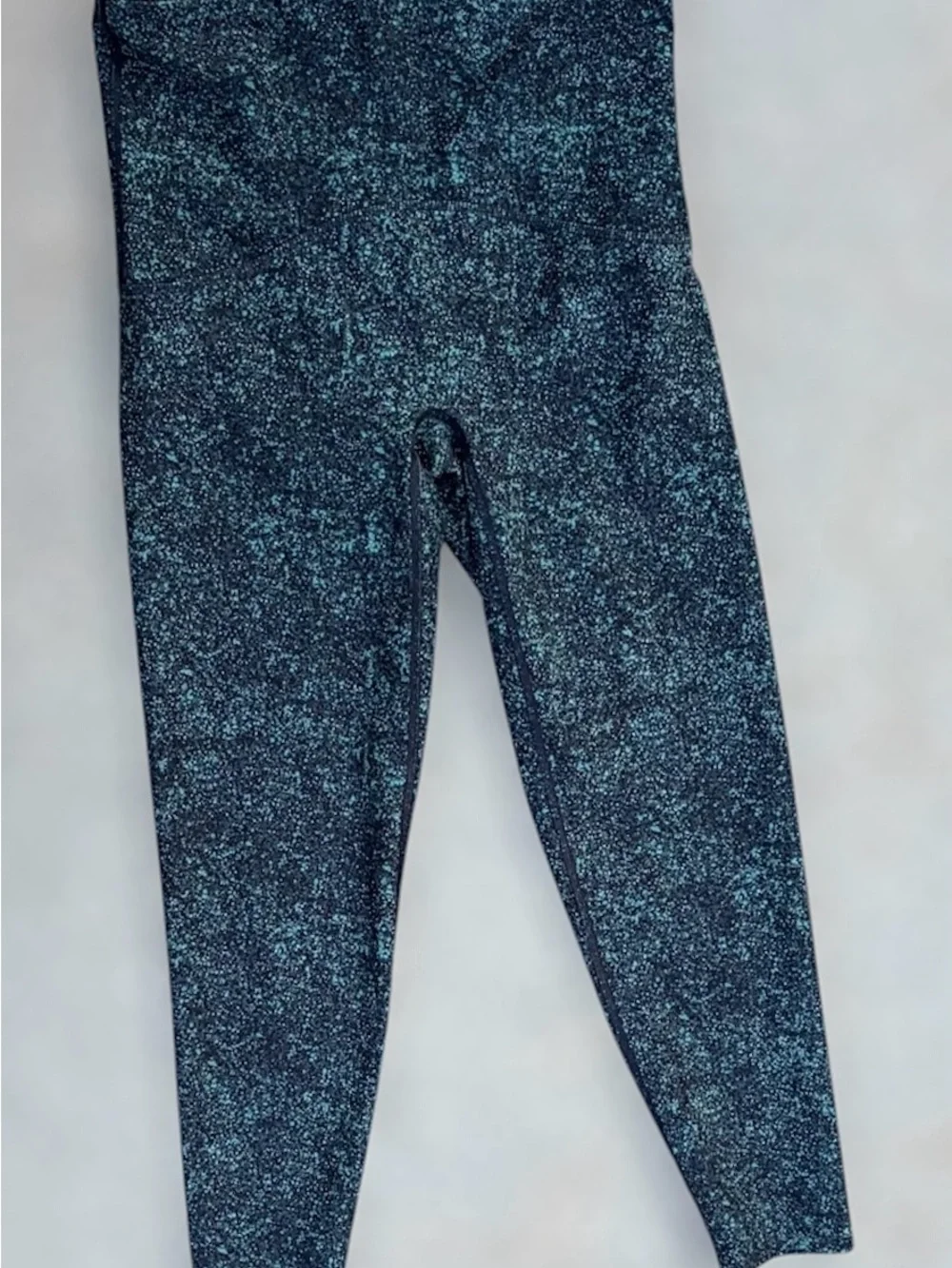SPANX High-Waisted Leggings – Speckled Emerald Green Print – Size M - EUC